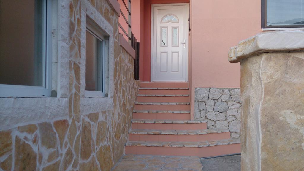 Holiday Home Paul Blace Εξωτερικό φωτογραφία